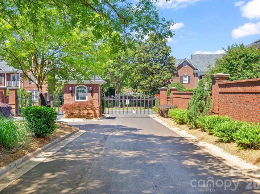 3112 Ethereal Lane, Charlotte, NC 28226.  MLS# CAR4381355, YatesRealty ID 28498. 