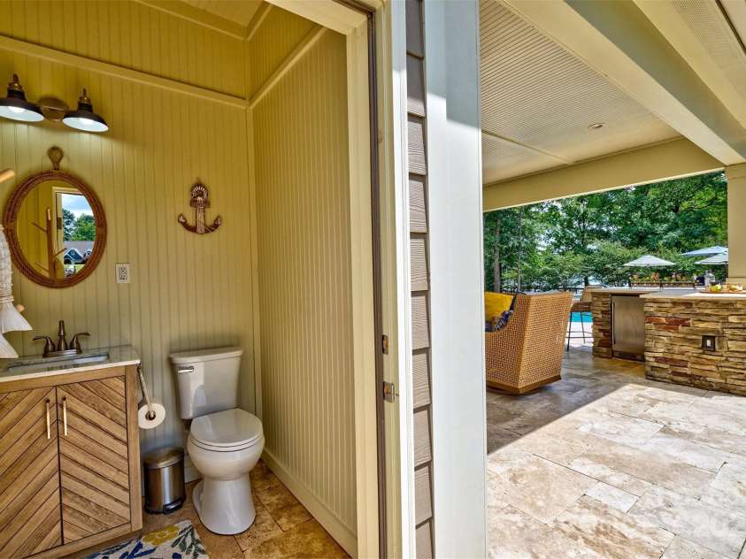 6216 North Road, York, SC 29745.  MLS# CAR4270896, YatesRealty ID 28499. Cabana bathroom