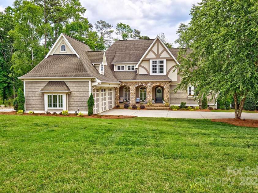 6216 North Road, York, SC 29745.  MLS# CAR4270896, YatesRealty ID 28499. Over 1 acre flat lakefront lot