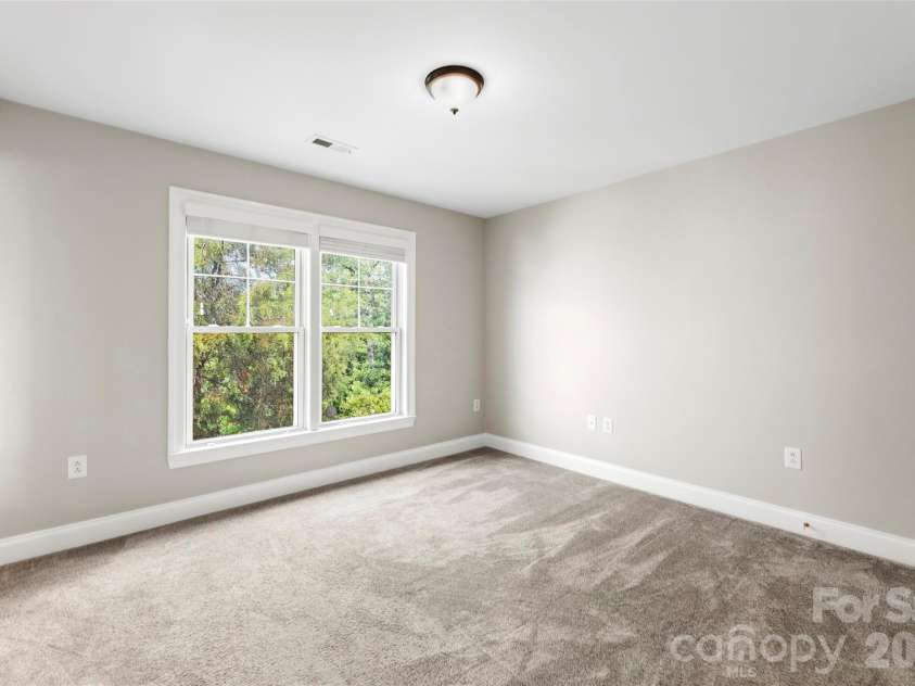6953 Misty Pine Lane, Charlotte, NC 28217.  MLS# CAR4384306, YatesRealty ID 28499. Primary Bedroom