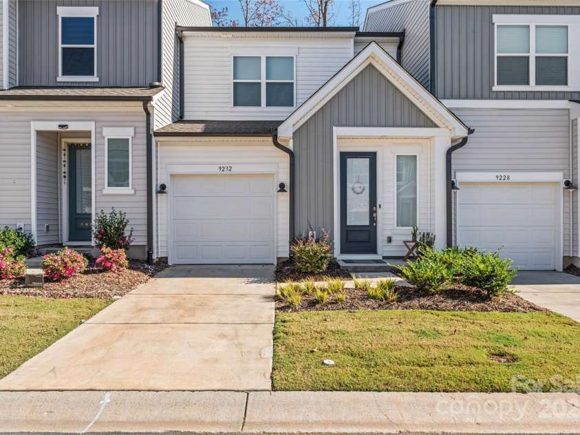9232 Widden Way, Charlotte, NC 28269.  MLS# CAR4202639, YatesRealty ID 285. 