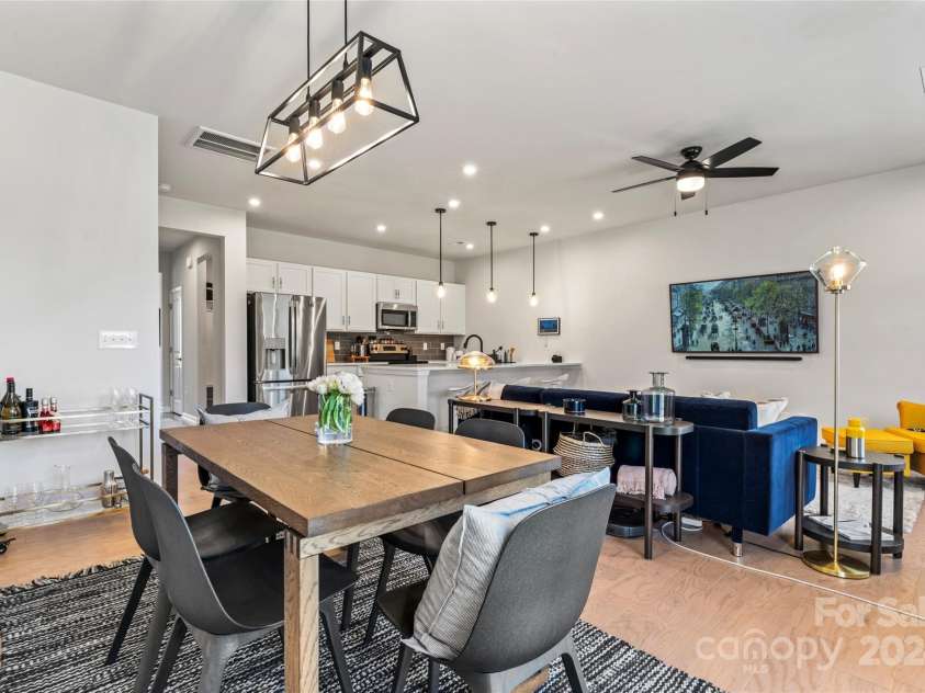 9232 Widden Way, Charlotte, NC 28269.  MLS# CAR4202639, YatesRealty ID 285. 