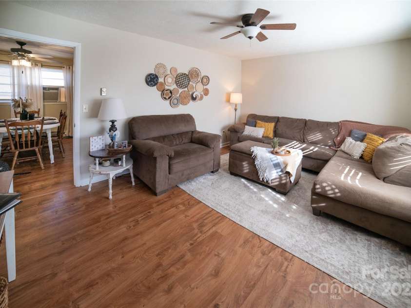 1741/1737 Starcross Road, Lenoir, NC 28645.  MLS# CAR4238412, YatesRealty ID 2850. 