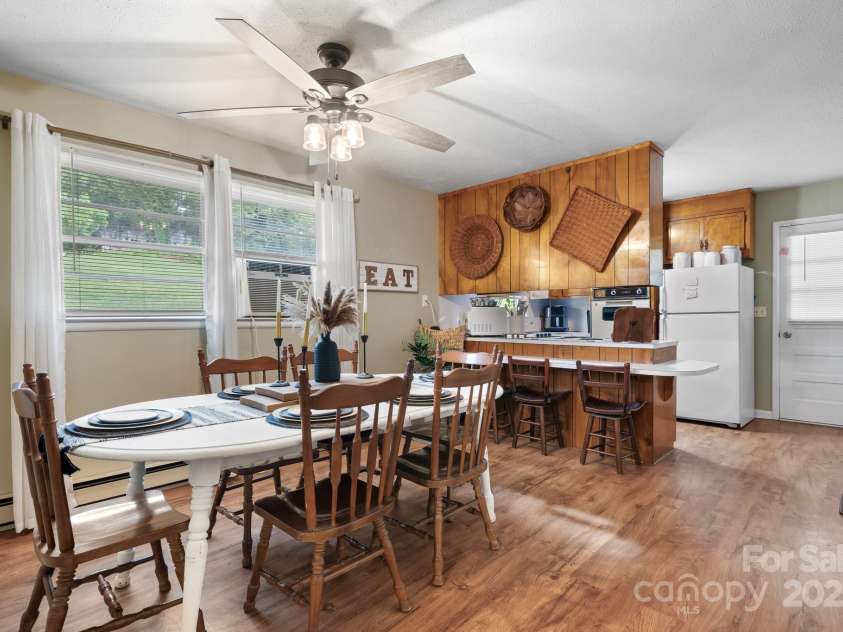 1741/1737 Starcross Road, Lenoir, NC 28645.  MLS# CAR4238412, YatesRealty ID 2850. 