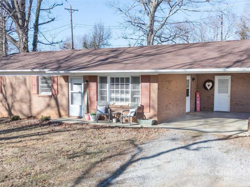 1741/1737 Starcross Road, Lenoir, NC 28645.  MLS# CAR4238412, YatesRealty ID 2850. 