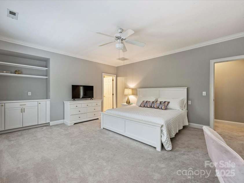 5522 Challis View Lane, Charlotte, NC 28226.  MLS# CAR4289525, YatesRealty ID 2850. Bedroom #2