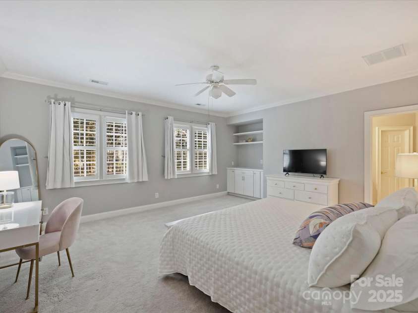 5522 Challis View Lane, Charlotte, NC 28226.  MLS# CAR4289525, YatesRealty ID 2850. Bedroom #2