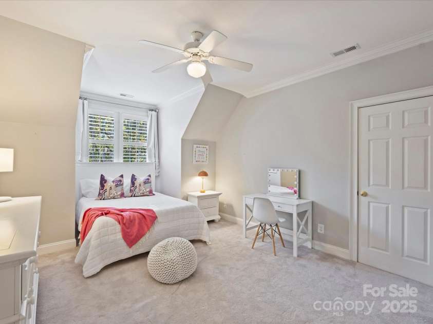 5522 Challis View Lane, Charlotte, NC 28226.  MLS# CAR4289525, YatesRealty ID 2850. Bedroom #4
