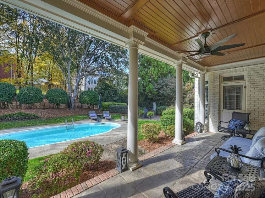 5522 Challis View Lane, Charlotte, NC 28226.  MLS# CAR4289525, YatesRealty ID 2850. Covered Terrace 