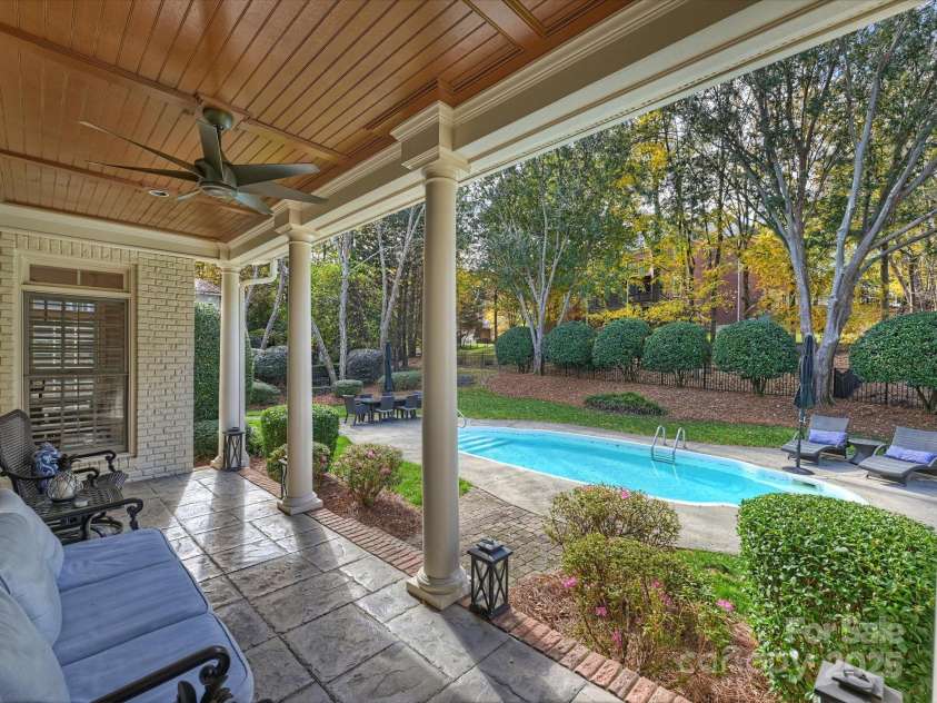 5522 Challis View Lane, Charlotte, NC 28226.  MLS# CAR4289525, YatesRealty ID 2850. Covered Terrace 