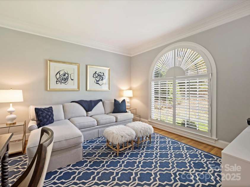 5522 Challis View Lane, Charlotte, NC 28226.  MLS# CAR4289525, YatesRealty ID 2850. Study