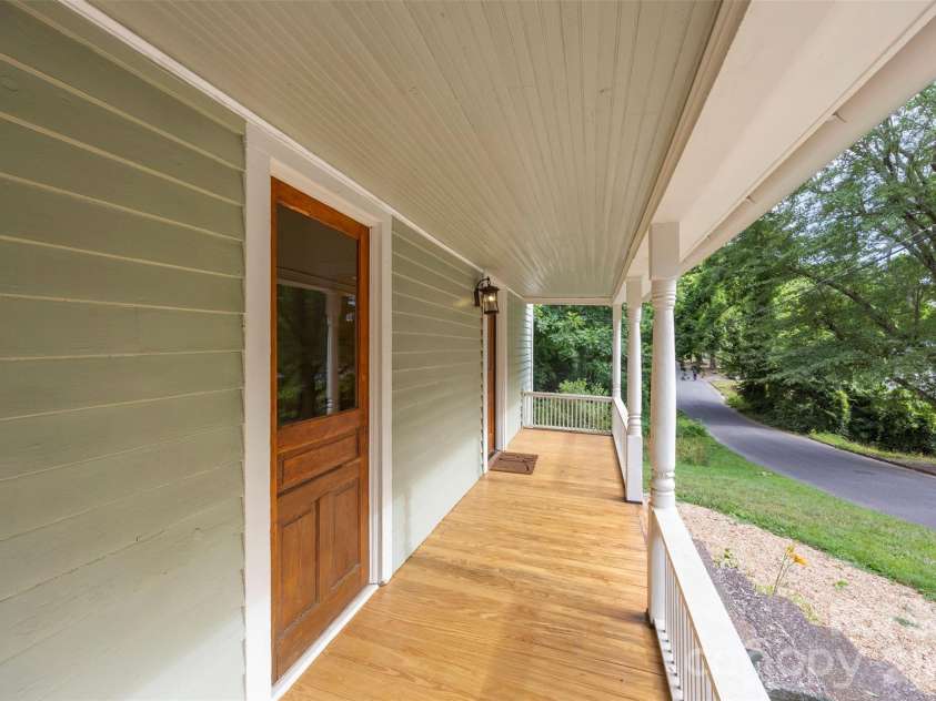 201 Maple Street, Shelby, NC 28150.  MLS# CAR4384170, YatesRealty ID 28500. 