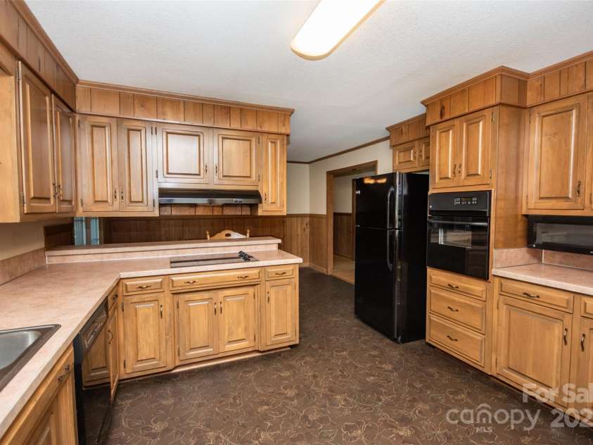 2546 NC 150 Highway, Lincolnton, NC 28092.  MLS# CAR4281219, YatesRealty ID 28500. 