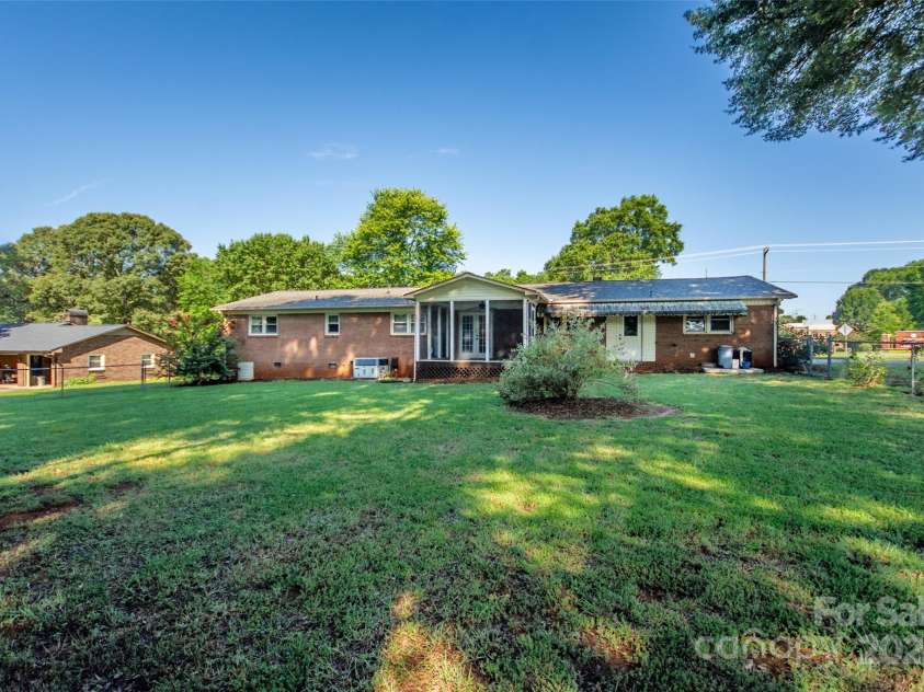 2546 NC 150 Highway, Lincolnton, NC 28092.  MLS# CAR4281219, YatesRealty ID 28500. 