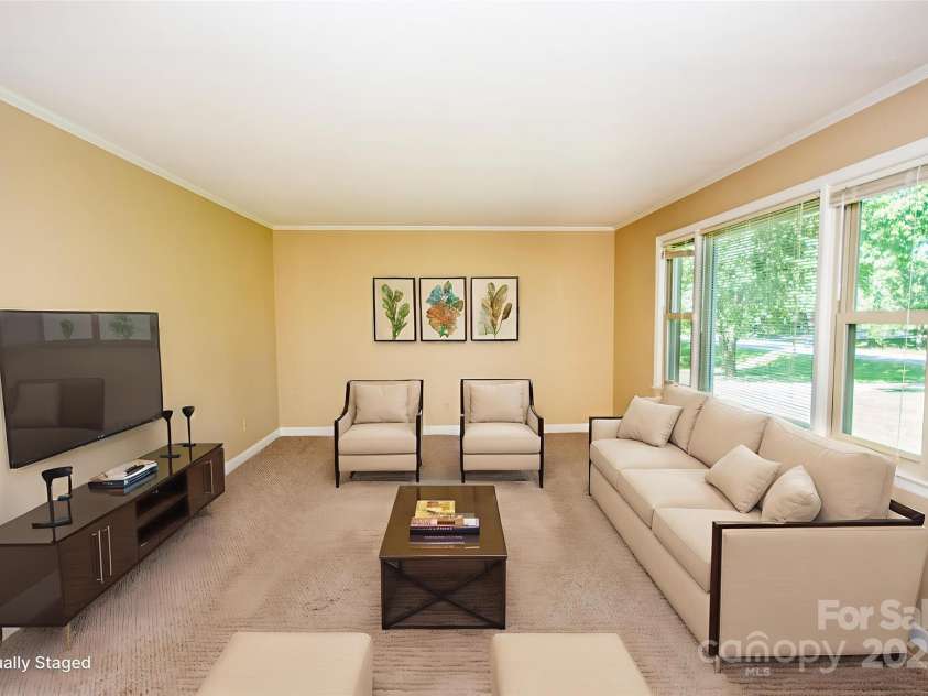 2546 NC 150 Highway, Lincolnton, NC 28092.  MLS# CAR4316625, YatesRealty ID 28500. 