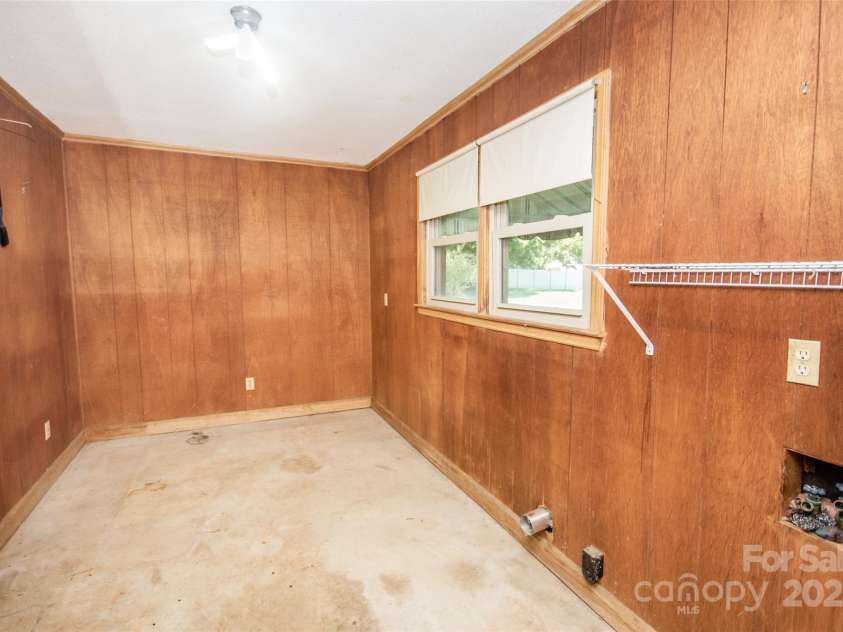 2546 NC 150 Highway, Lincolnton, NC 28092.  MLS# CAR4316625, YatesRealty ID 28500. 