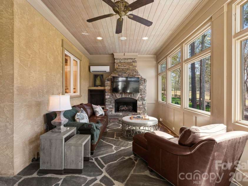 129 Marstons Mill Drive, Mooresville, NC 28117.  MLS# CAR4387491, YatesRealty ID 28501. 