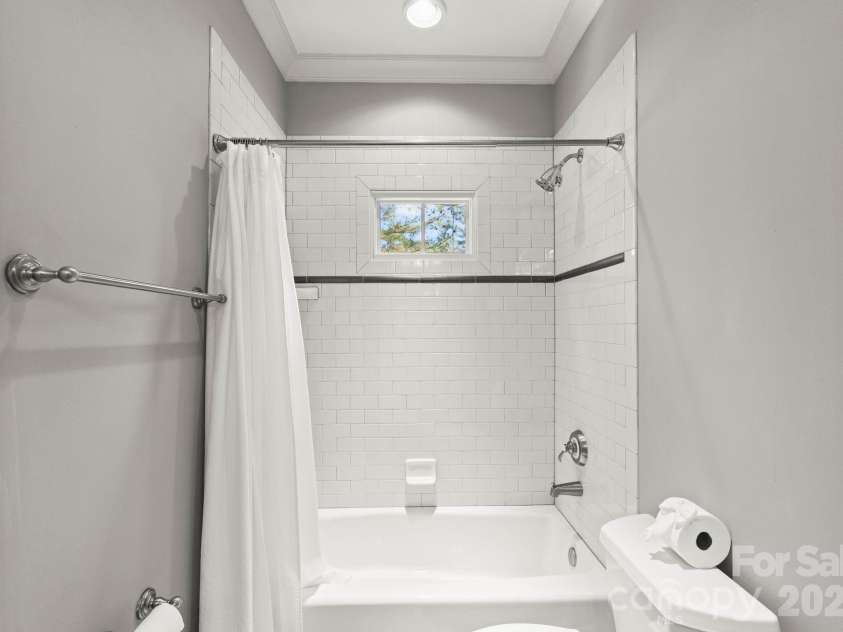 129 Marstons Mill Drive, Mooresville, NC 28117.  MLS# CAR4387491, YatesRealty ID 28501. 