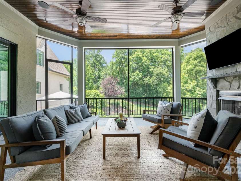 15603 June Washam Road, Davidson, NC 28036.  MLS# CAR4273381, YatesRealty ID 28502. Screened Porch Main Level