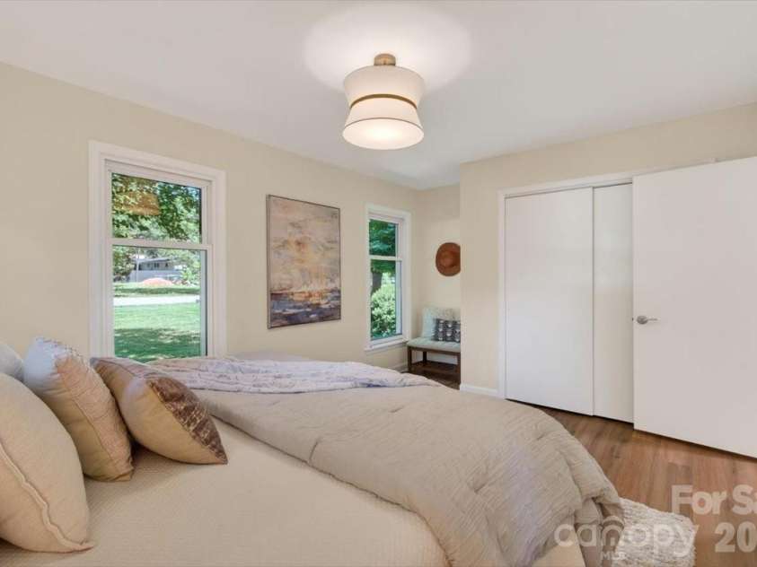 6221 Woodbridge Road, Charlotte, NC 28227.  MLS# CAR4384781, YatesRealty ID 28502. 