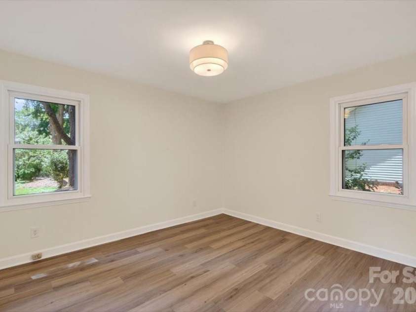 6221 Woodbridge Road, Charlotte, NC 28227.  MLS# CAR4384781, YatesRealty ID 28502. 