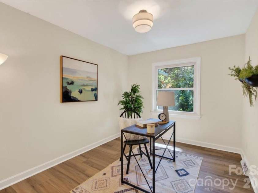 6221 Woodbridge Road, Charlotte, NC 28227.  MLS# CAR4384781, YatesRealty ID 28502. 