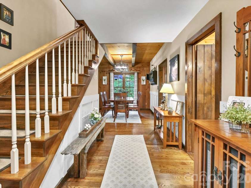 29 Shadow Brook Drive, Flat Rock, NC 28731.  MLS# CAR4386878, YatesRealty ID 28503. 