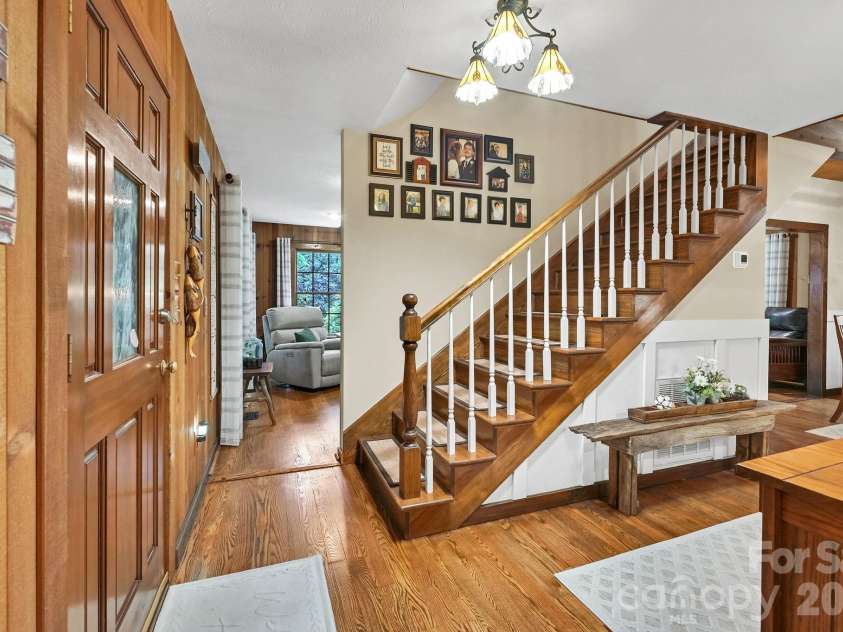 29 Shadow Brook Drive, Flat Rock, NC 28731.  MLS# CAR4386878, YatesRealty ID 28503. 