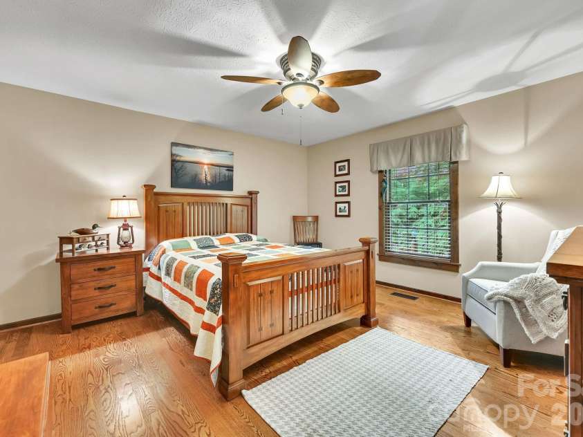 29 Shadow Brook Drive, Flat Rock, NC 28731.  MLS# CAR4386878, YatesRealty ID 28503. 