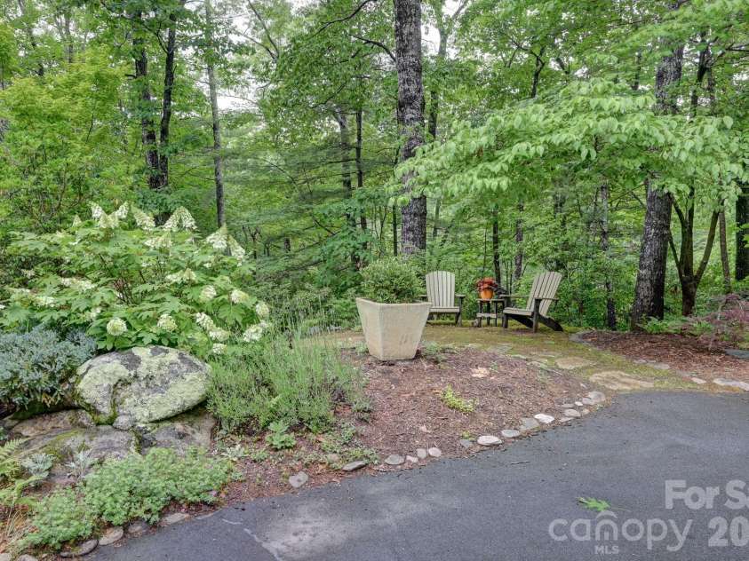 29 Shadow Brook Drive, Flat Rock, NC 28731.  MLS# CAR4386878, YatesRealty ID 28503. 