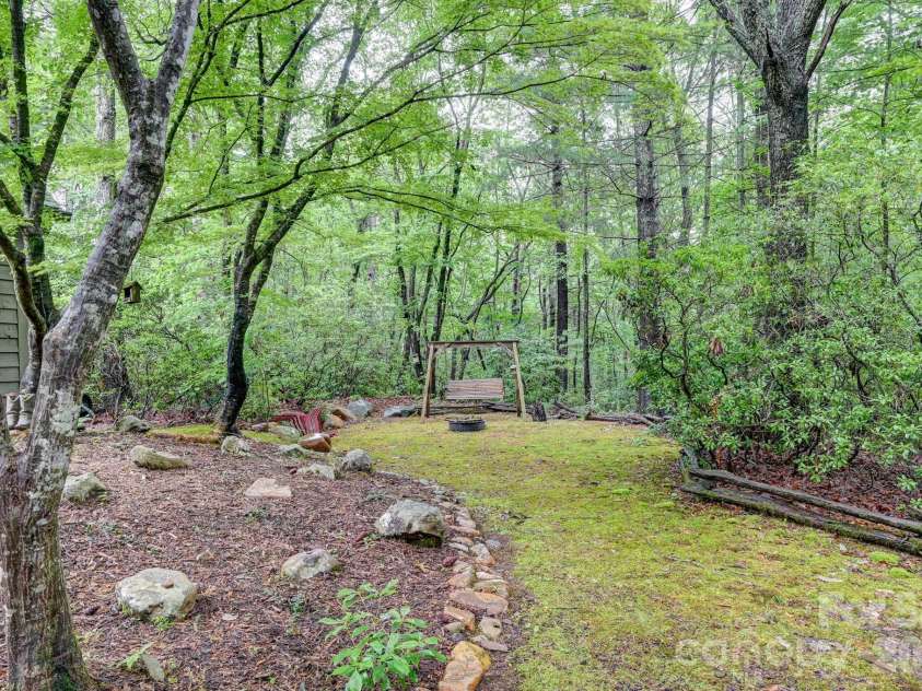 29 Shadow Brook Drive, Flat Rock, NC 28731.  MLS# CAR4386878, YatesRealty ID 28503. 