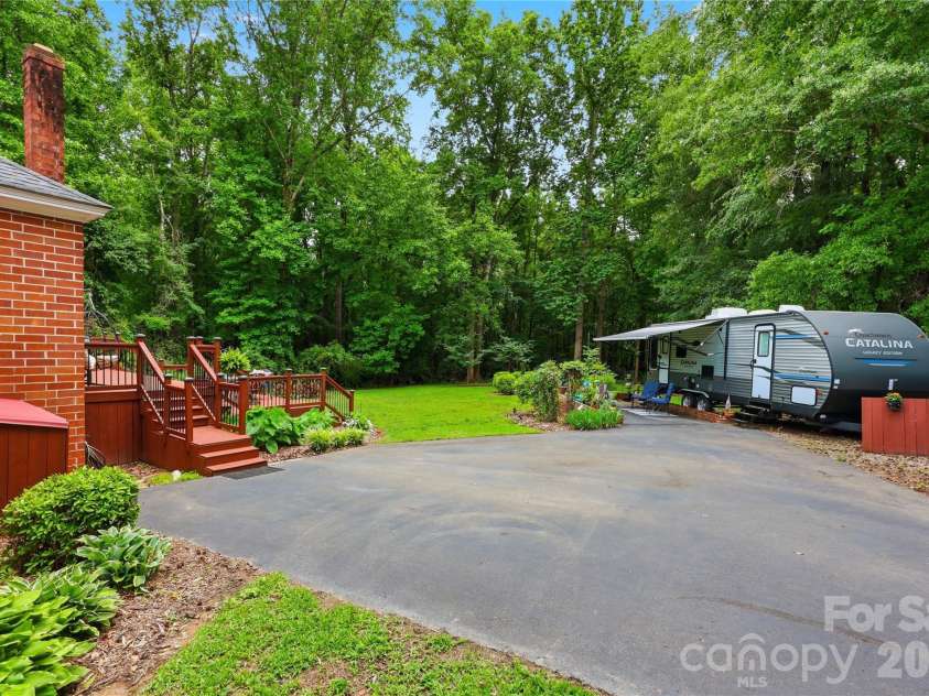 106 Maple Street, Fort Mill, SC 29715.  MLS# CAR4388689, YatesRealty ID 28504. Paved driveway