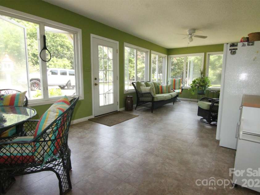 3616 Raven Hill Drive, Gastonia, NC 28056.  MLS# CAR4279742, YatesRealty ID 28504. 