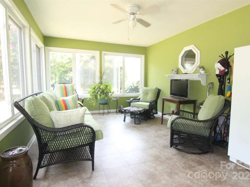 3616 Raven Hill Drive, Gastonia, NC 28056.  MLS# CAR4279742, YatesRealty ID 28504. 