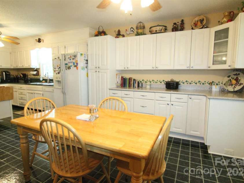 3616 Raven Hill Drive, Gastonia, NC 28056.  MLS# CAR4279742, YatesRealty ID 28504. 