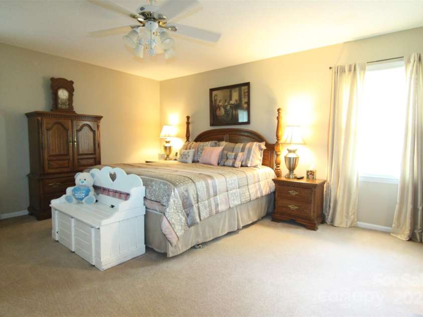 3616 Raven Hill Drive, Gastonia, NC 28056.  MLS# CAR4279742, YatesRealty ID 28504. 