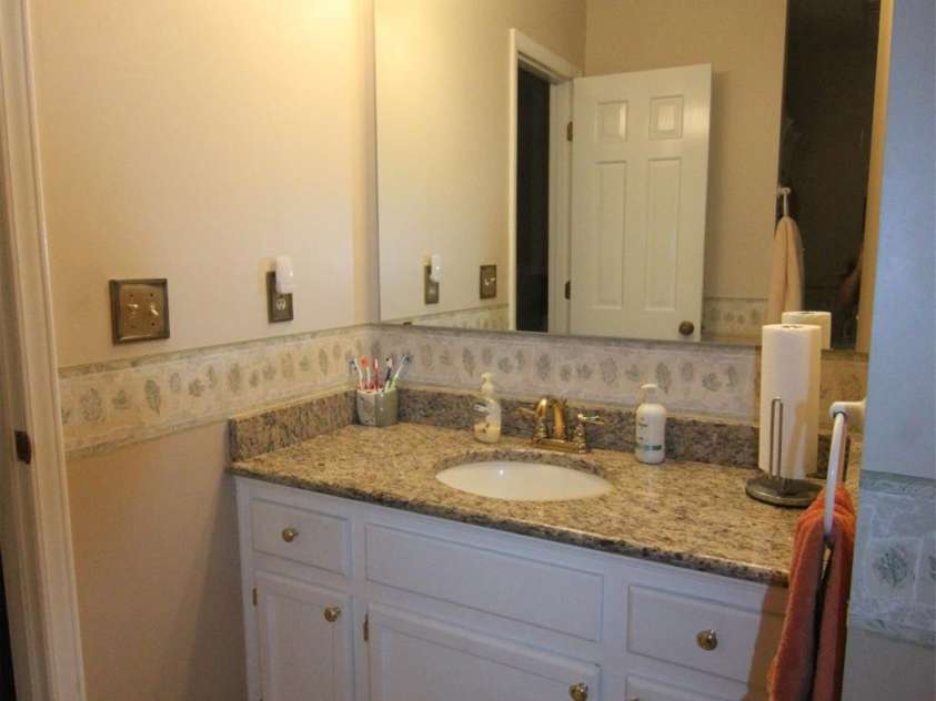 3616 Raven Hill Drive, Gastonia, NC 28056.  MLS# CAR4279742, YatesRealty ID 28504. 