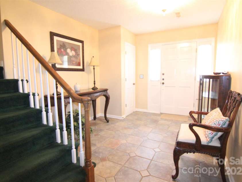 3616 Raven Hill Drive, Gastonia, NC 28056.  MLS# CAR4279742, YatesRealty ID 28504. 