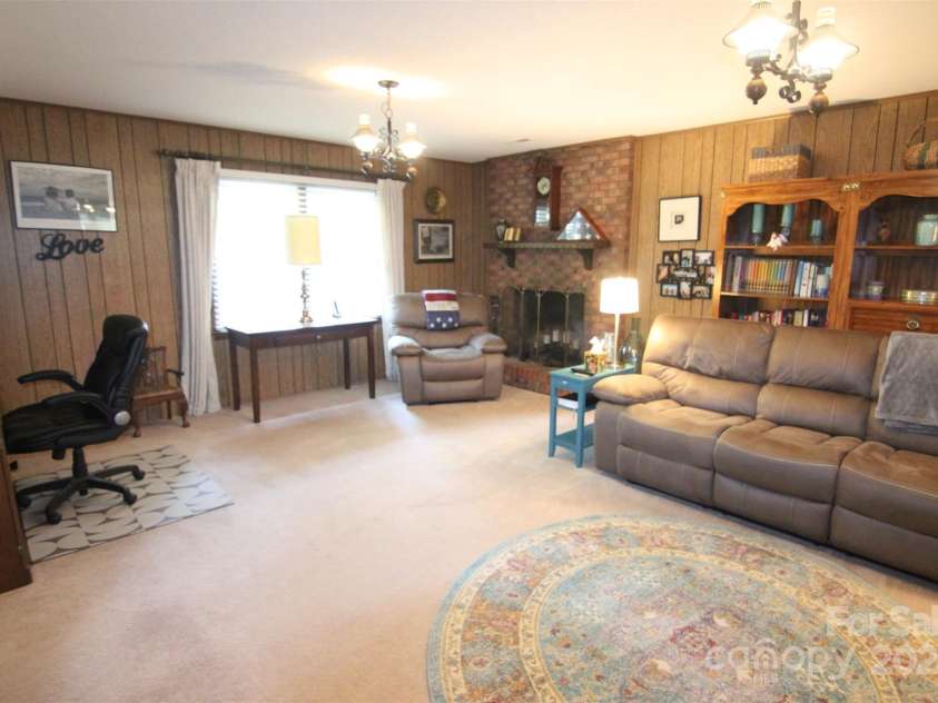 3616 Raven Hill Drive, Gastonia, NC 28056.  MLS# CAR4279742, YatesRealty ID 28504. 