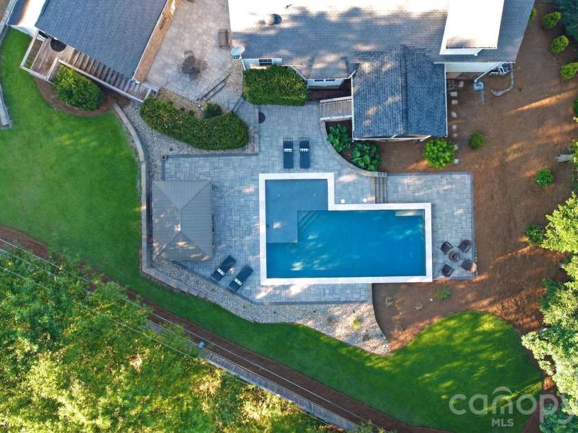 122 Friendfield Drive, Fort Mill, SC 29715.  MLS# CAR4390030, YatesRealty ID 28505. 