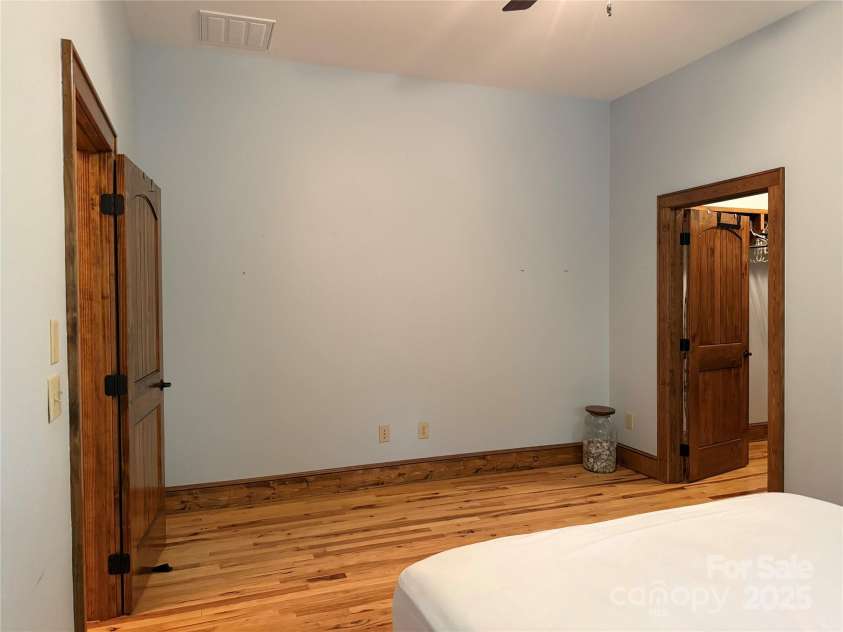 167 Rough Ridge Road, Sugar Mountain, NC 28604.  MLS# CAR4280706, YatesRealty ID 28505. Master Bedroom