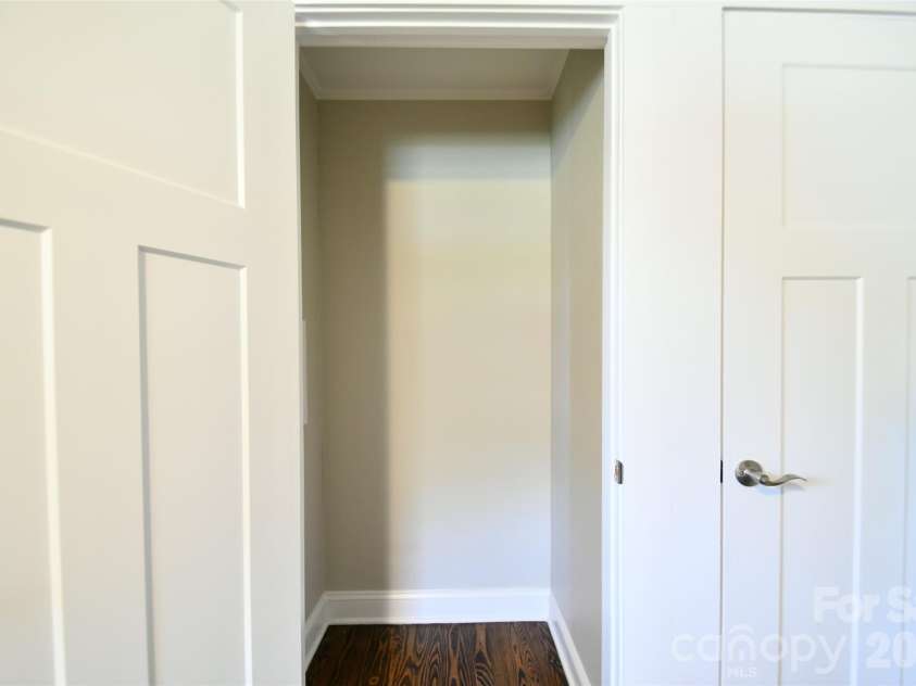 1002 Laura Avenue, Kannapolis, NC 28083.  MLS# CAR4388533, YatesRealty ID 28506. 