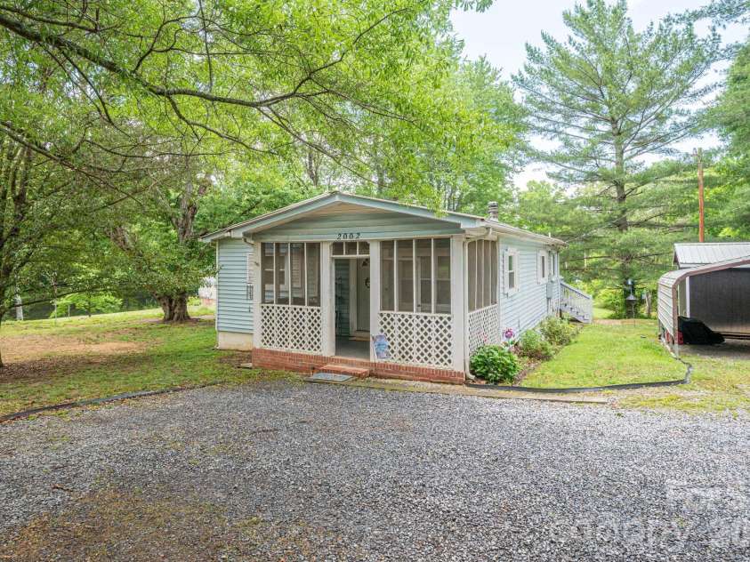 2002 Bill Lynch Road, Lincolnton, NC 28092.  MLS# CAR4384093, YatesRealty ID 28507. 