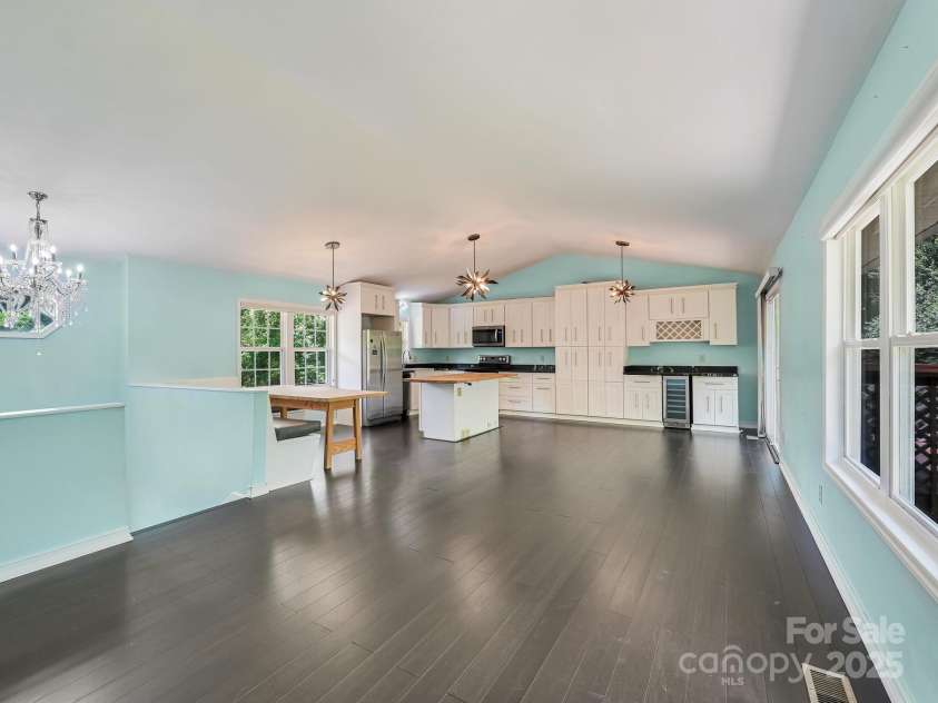 14 Spring Lake Drive, Fletcher, NC 28732.  MLS# CAR4270829, YatesRealty ID 28509. Ample Space for Furnishings