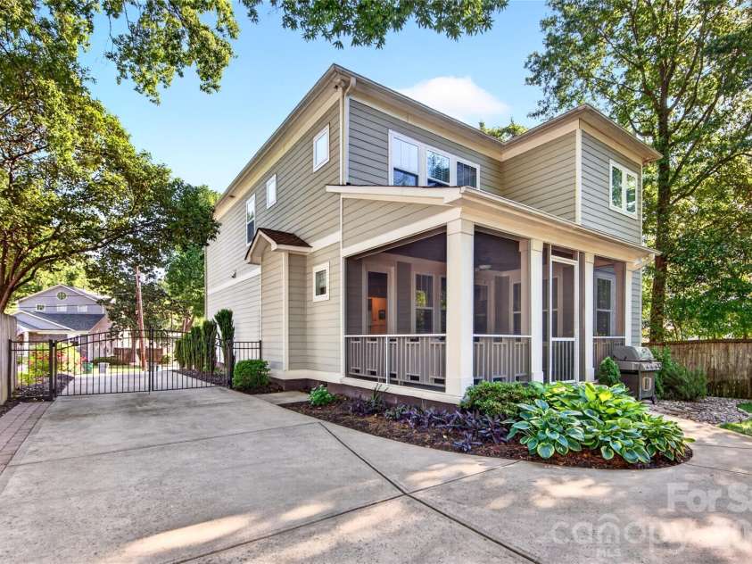 1624 Brook Road, Charlotte, NC 28205.  MLS# CAR4377757, YatesRealty ID 28509. 
