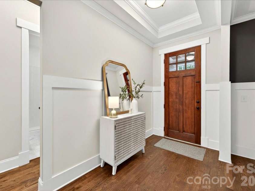 1624 Brook Road, Charlotte, NC 28205.  MLS# CAR4377757, YatesRealty ID 28509. 