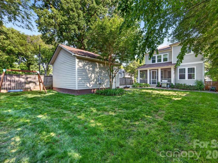 1624 Brook Road, Charlotte, NC 28205.  MLS# CAR4377757, YatesRealty ID 28509. Nice size backyard!
