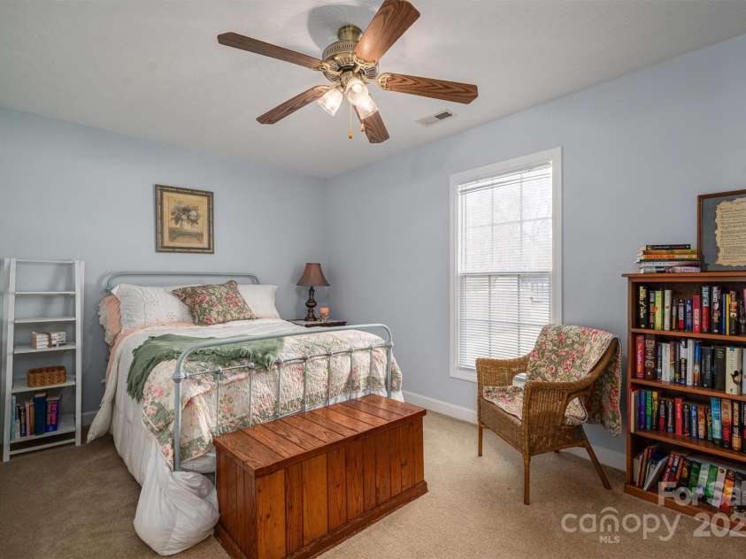 3248 St Vincent Drive, Claremont, NC 28610.  MLS# CAR4222266, YatesRealty ID 2851. 