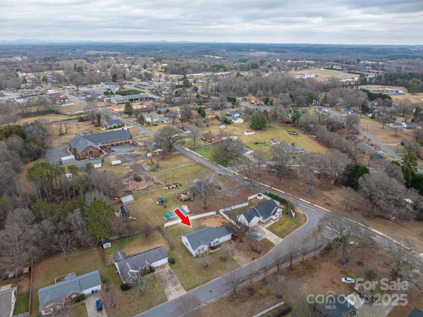 3248 St Vincent Drive, Claremont, NC 28610.  MLS# CAR4222266, YatesRealty ID 2851. 