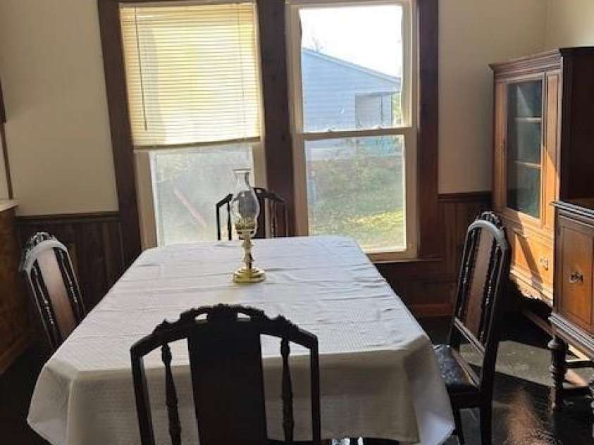 828 Piedmont Avenue, Kings Mountain, NC 28086.  MLS# CAR4320641, YatesRealty ID 2851. DINING ARE